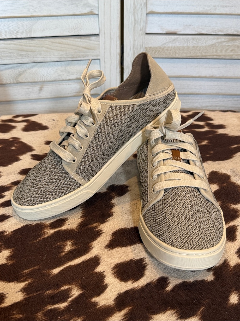OluKai Pehuea Li Tapa Sneaker (and Slide!) NWOT